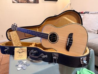 Oscar Schmidt Ukelele