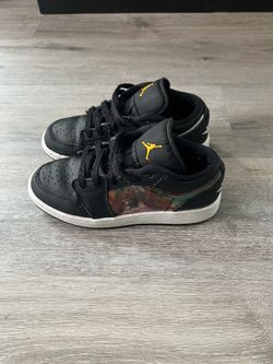 Boys Jordan’s 3.5Y