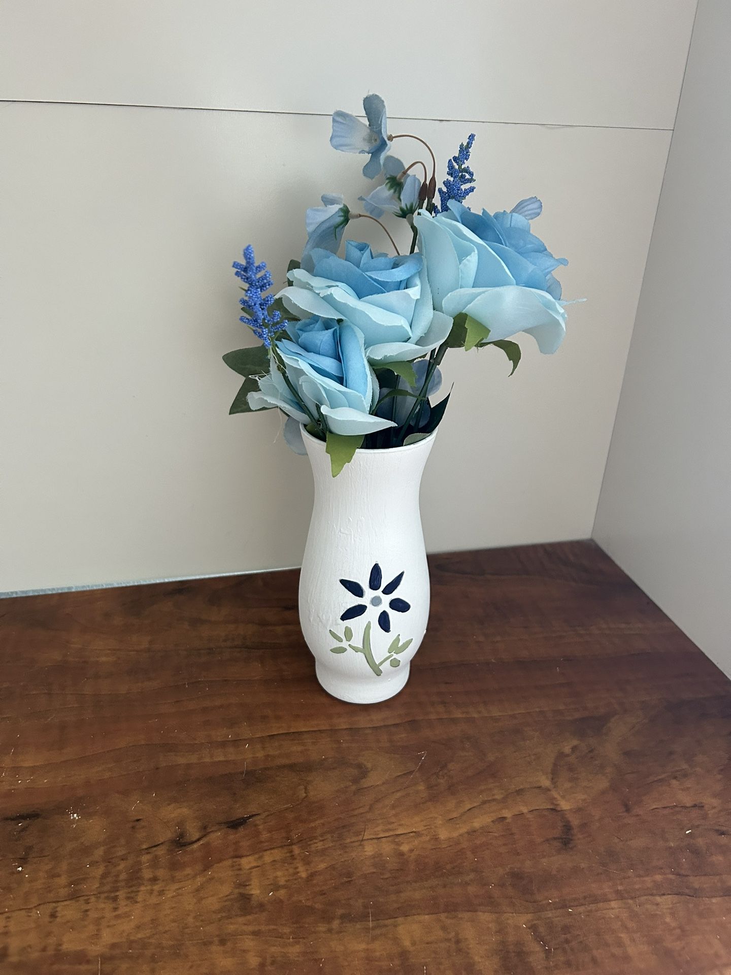 Blue Rose Arrangement