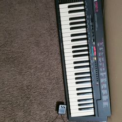 Electric piano and battery