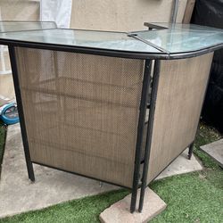 Outdoor table bar