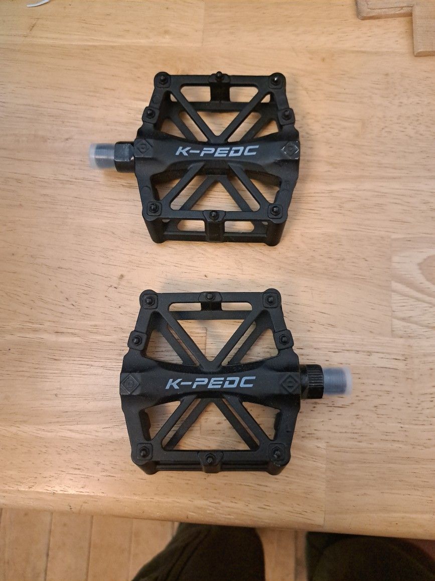 Bicycle Pedals