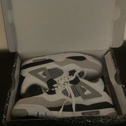 Air Jordan 4 retro Military black 