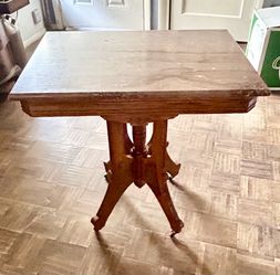 Antique Victorian Parlor Table 