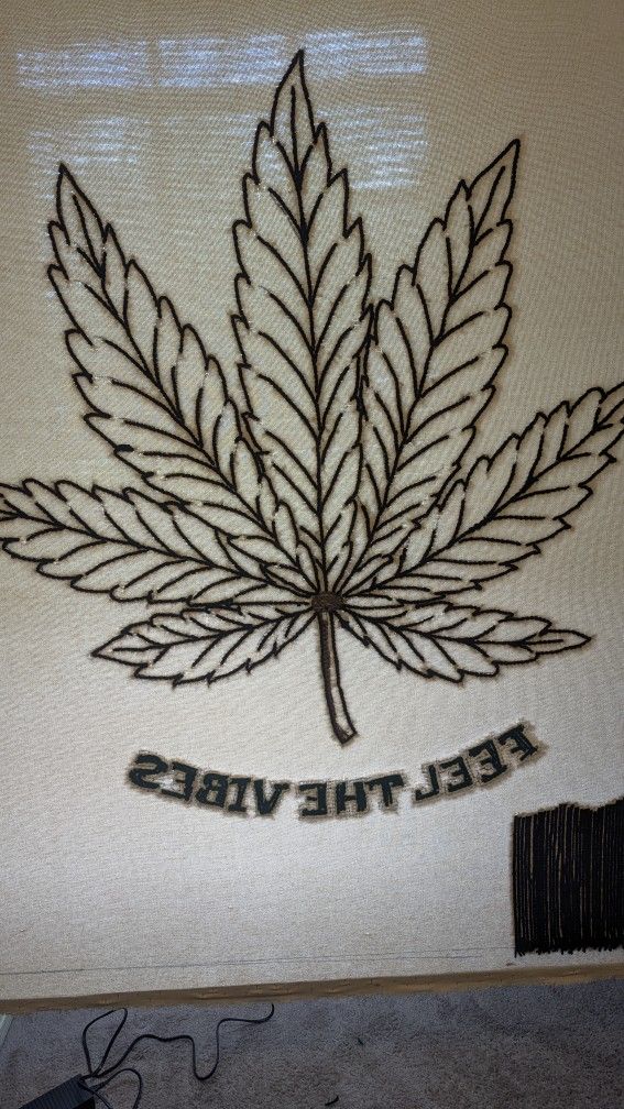 4.5'x 5' Mary Jane Leaf area rug