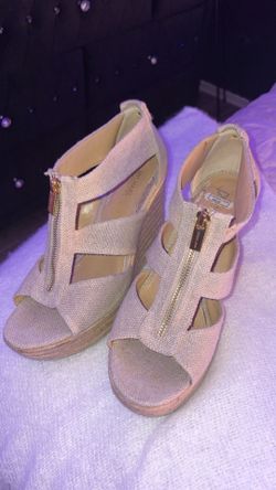 Michael Kors heels size 8