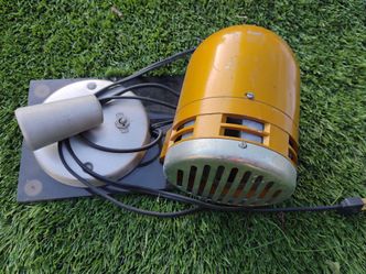 1970 vintage mechanical siren and light assembly