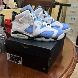 Jordan 6 university blue size 7y GS