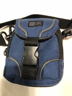 Case Logic Compact Camera Case