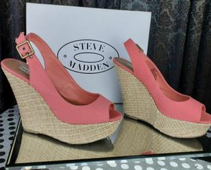 STEVE MADDEN PINK CANVAS WEDGE, WOMENS SIZE 10