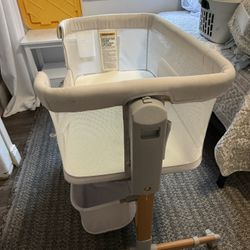 Baby bassinet 