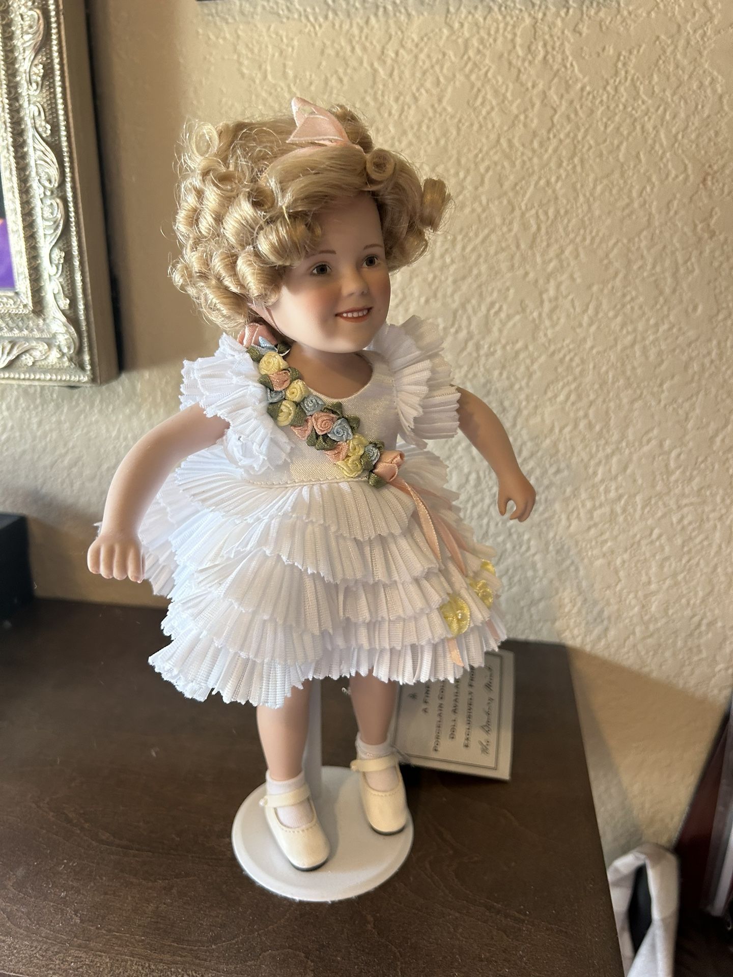 PORCELAIN SHIRLEY TEMPLE DOLL