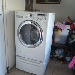 Kenmore Washer and Gas Dryer 