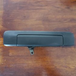 Toyota Tacoma( 2008 ) Tail Door Lock 