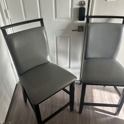 2 Bar Stools