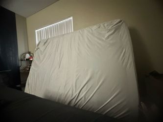Sealy Queen Mattress - Palatial Crest Marquess Hybrid