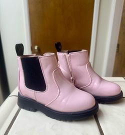 Kids Pink Patent Chelsea Boots