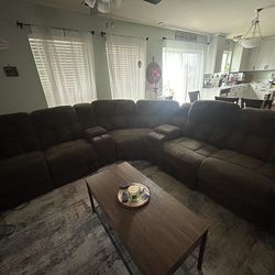Couch With 3 Recliners