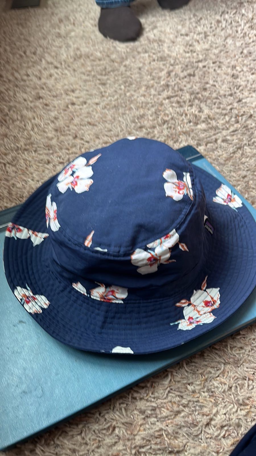Patagonia women’s hat size S