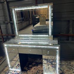 Mirror Vanity Brand New In The Box 