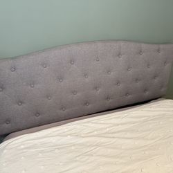 Upholstered Bed Frame 