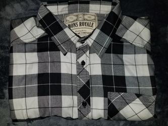 Mons Royale mens xl shirt