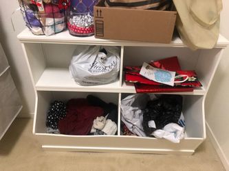 Shelf container