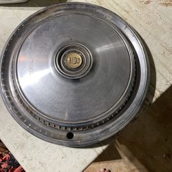 15 inch, mid-1960s Chrysler hubcap