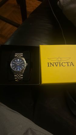 Invicta specialty oxford quartz watch