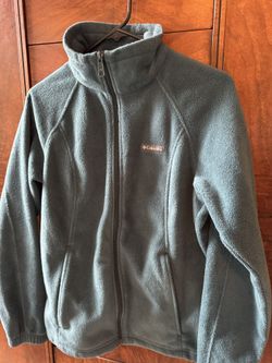 Dark Green Columbia Fleece Size Medium 