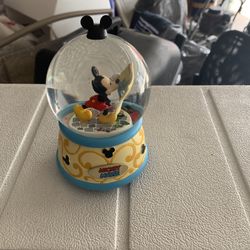 Mickey Mouse Snow Globe