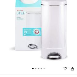 Munchkin Diaper Pail