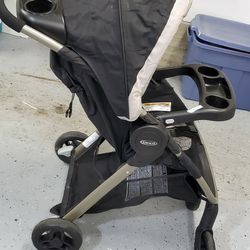 Graco Easy Compact Stroller - Very Good Condition