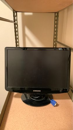 Solid Samsung monitor
