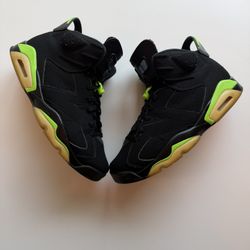 Jordan 6 Electric Green Size 9.5