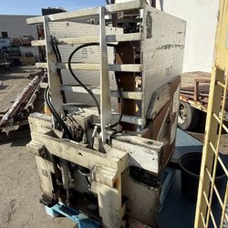 CLASS 3 FORKLIFT CLAMP WITH FORKS