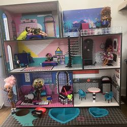 LOL Doll House WITH ACCESSORIES