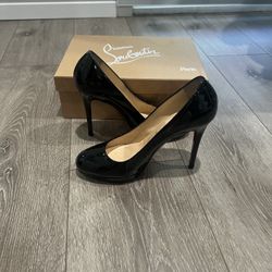 Louboutin Heels Authentic 
