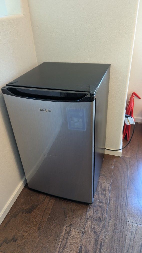 Free Mini Fridge 