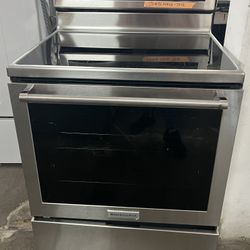 New KitchenAid 6.4 Electric Range With Self-Cleaning Convection Oven In Stainless Steel