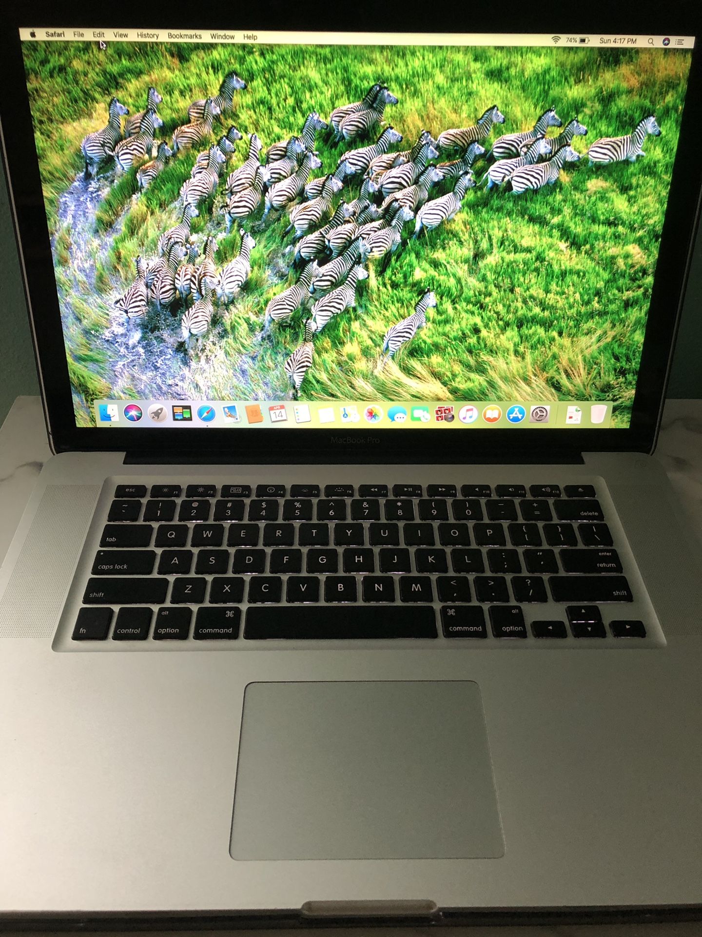 MacBook Pro 15” Works Great No issues