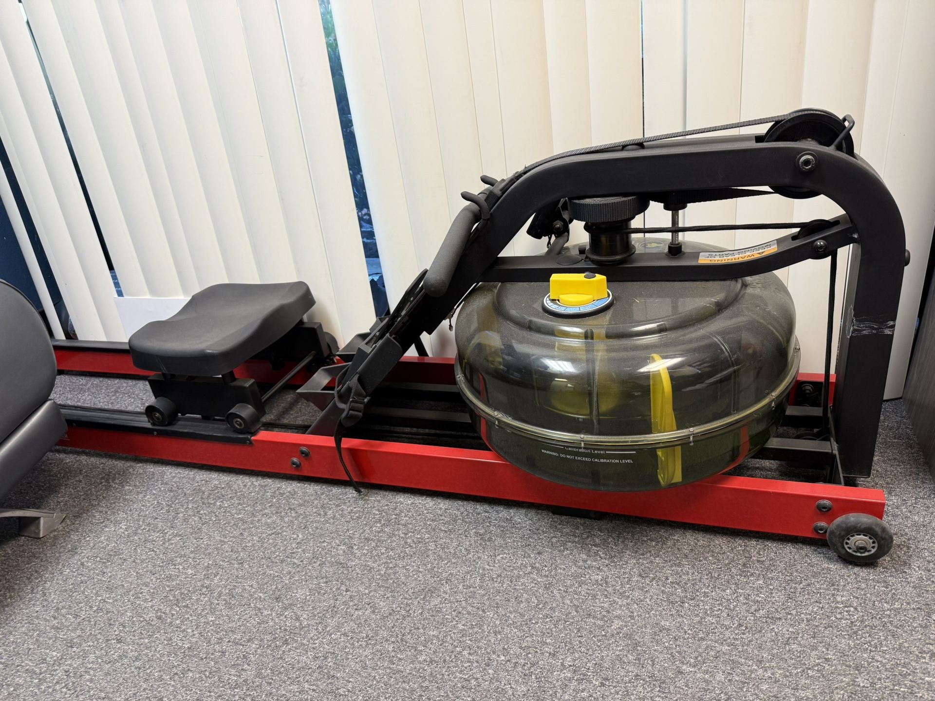 Water Rower Newport Club Fluid Rowing Machine