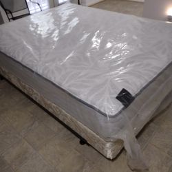 Sealy Queen Size Mattress And Box Spring/ Frame 
