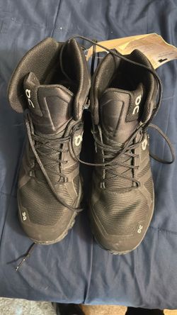 ON Waterproof Boots Size 9