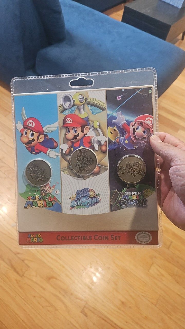 Super Mario Collectable Coin Set