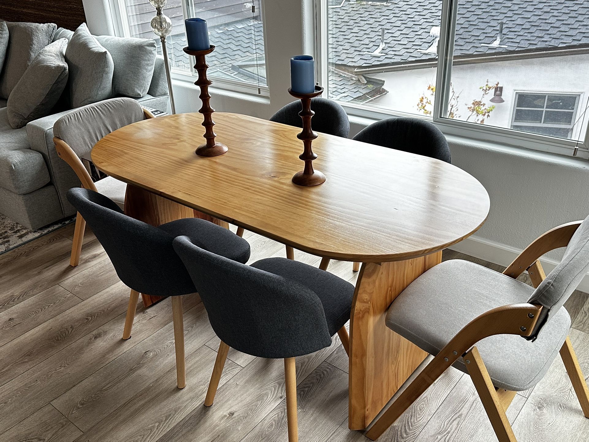 Dining Table & Chairs
