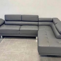 SECTIONAL COUCH  🆕️ 