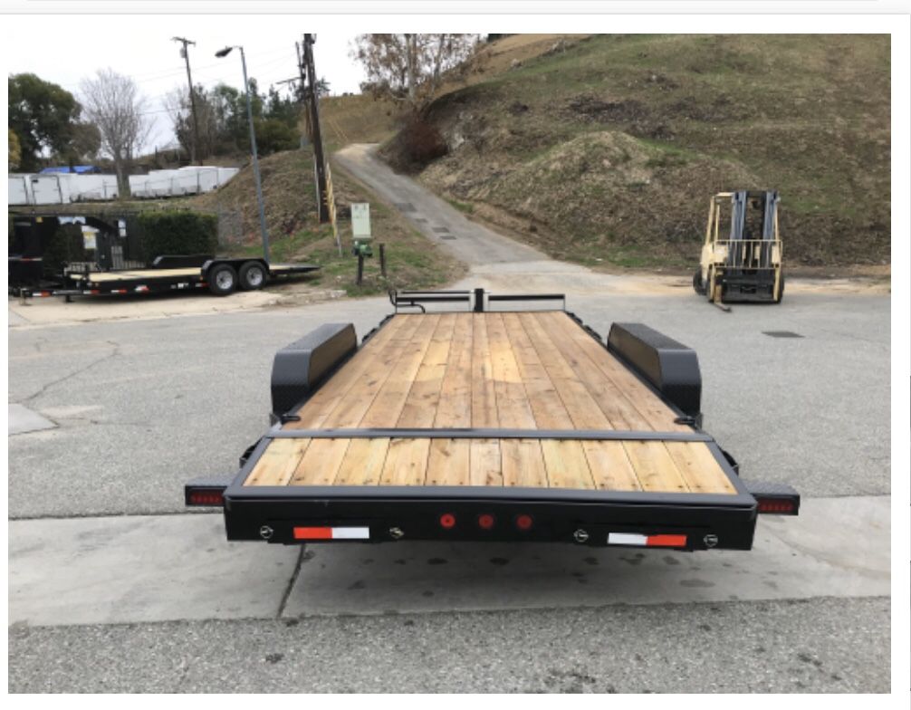 New 83x20 Ironbull equipment trailer * slide in ramps *