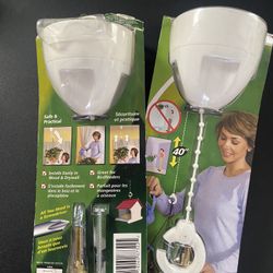 2 VINTAGE COBRA ADJUST-A-HOOK INDOOR OUTDOOR
