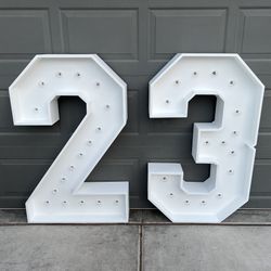 4FT Wooden Graduation 23 Marquee Numbers